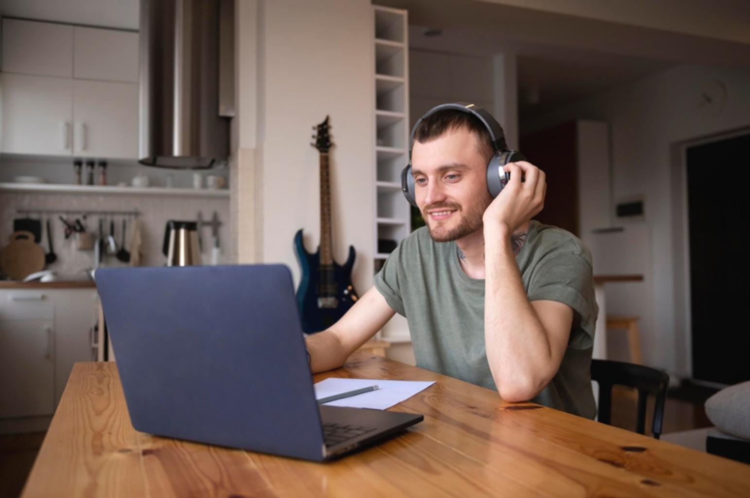 Financial analysis and market research